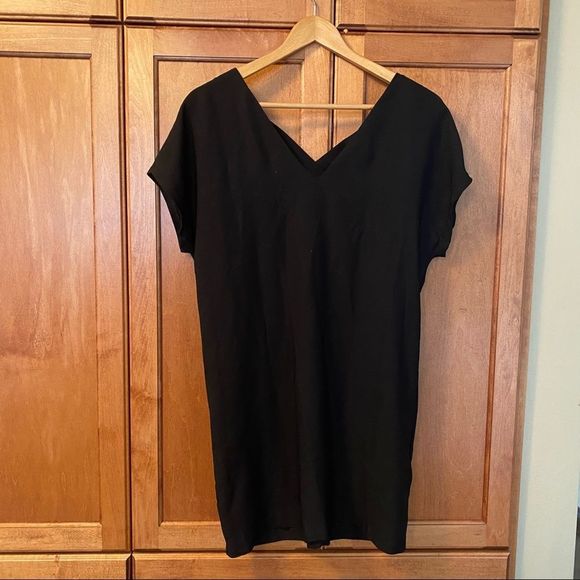 ✨50% OFF✨ Dynamite Dress - Picture 5 of 11